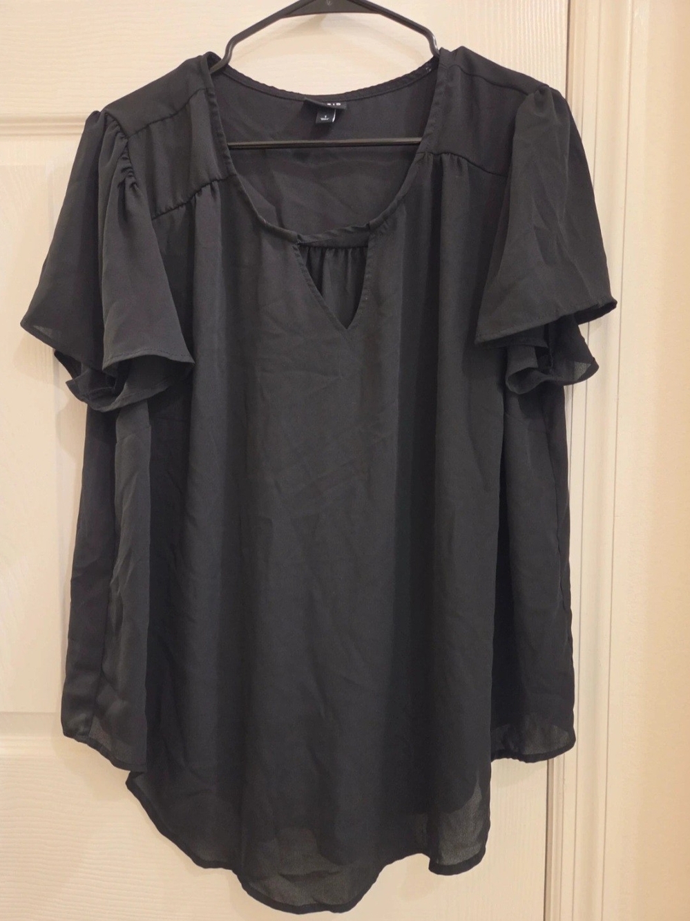 Torrid Harper Black Ruffle Flutter Sleeve Blouse Size 1